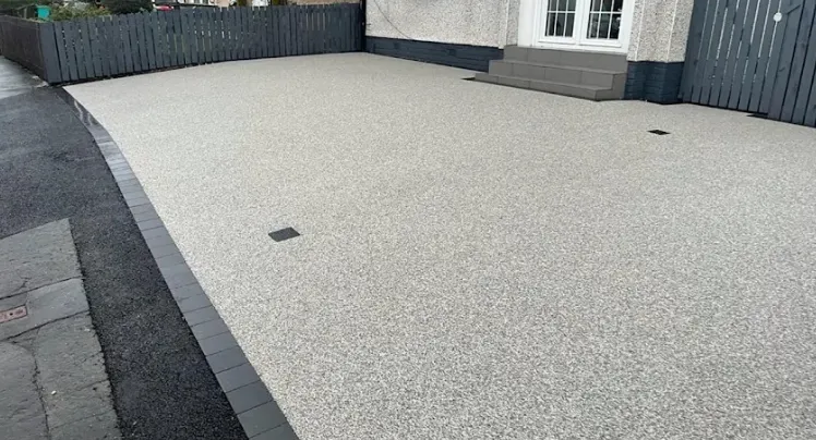 Resin bound driveway project in Guildford, Surrey — project 9
